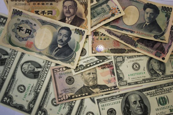 日本本州东部附近海域地震致6人受伤