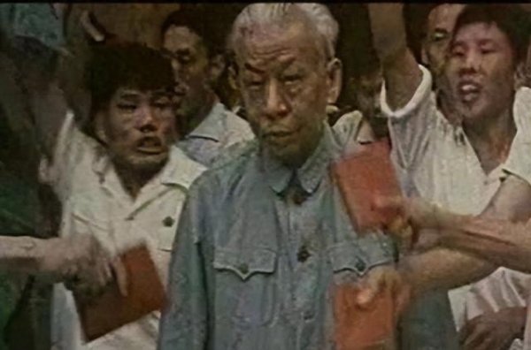 卫士长回忆刘少奇去世时情景：没有哀乐，没有亲人，没有真实姓名